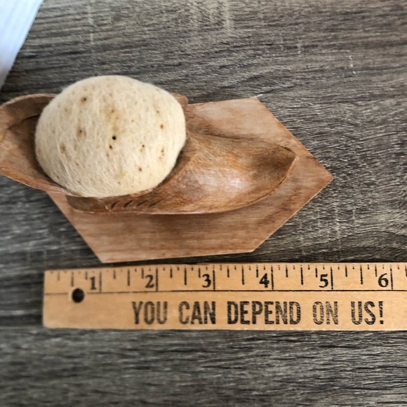 Vtg Souvenir Wooden Boot Shaped Pin Cushion - Picture 6 of 8